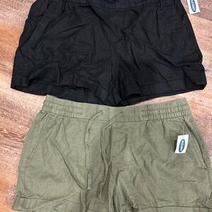 Old Navy Black and Olive Women Cargo Shorts
